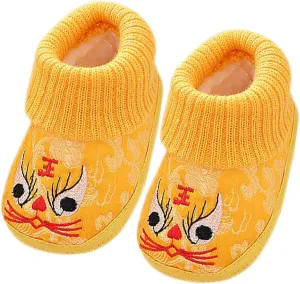 1 Pair Chinese Baby Shoes Plush Soft Sole Shoes Embroidered Tiger Pattern First Walkers Shoes Toddlers Shoes Babys Footwear Baby Toddler