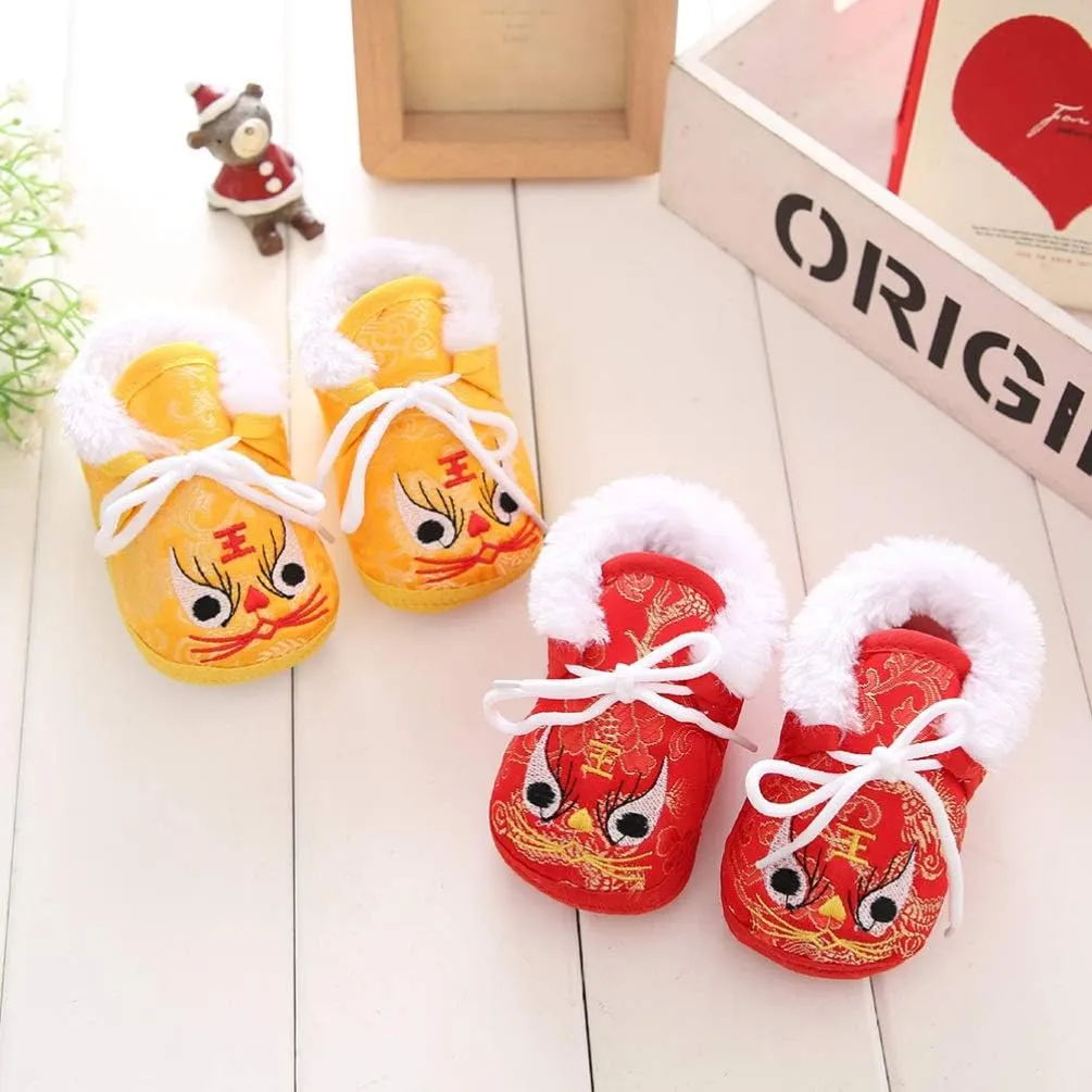 1 Pair Chinese Baby Shoes Plush Soft Sole Shoes Embroidered Tiger Pattern First Walkers Shoes Toddlers Shoes Babys Footwear Baby Toddler