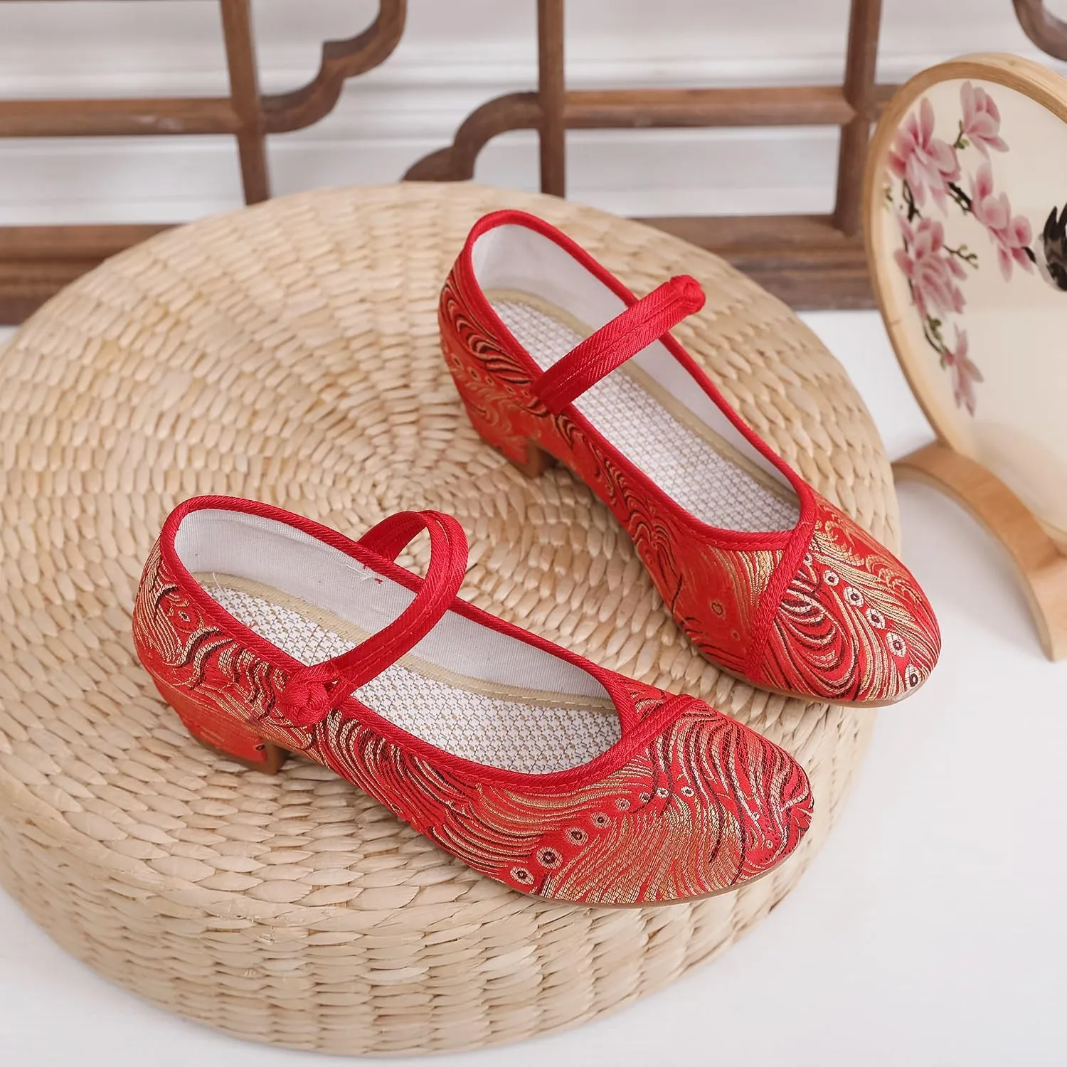 2025 Women's Ethnic Style Embroidered Shoes Casual Ankle Strap Shoes Lightweight Comfort Low Heel Work Walking Shoes Chinese Style Cheongsam Hanfu Shoes(Red,7)