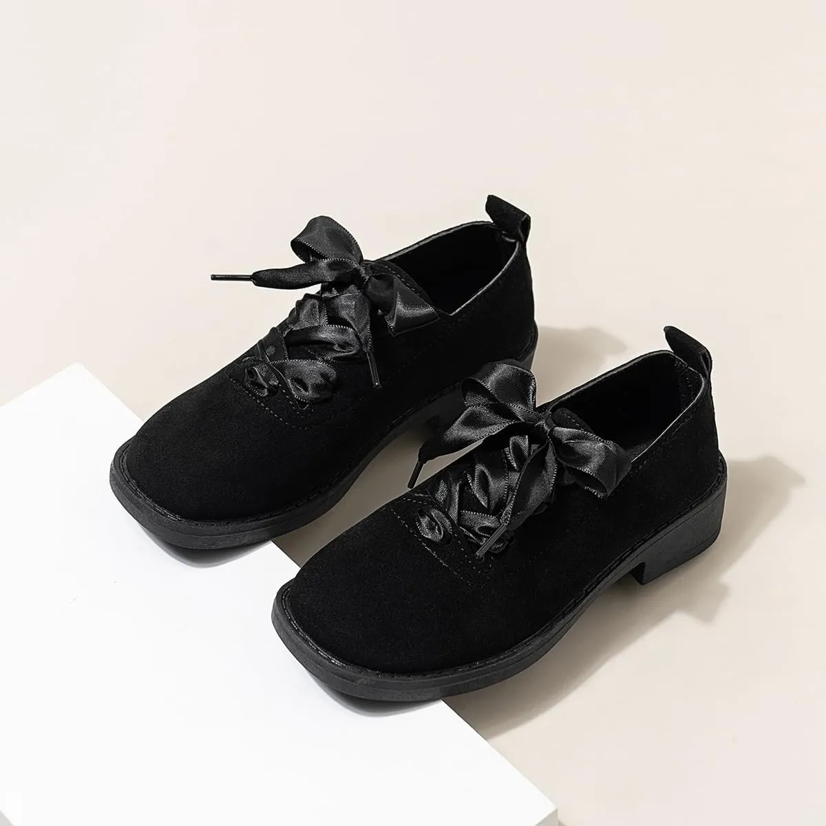 Black Platform Loafers for Children ?C Lace-Up Fashion Shoes with Butterfly Knot Decoration, Imitation Suede Material, Anti-Slip and Wear-Resistant