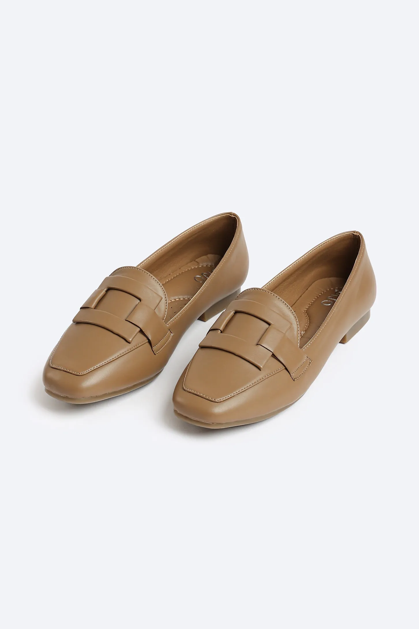 CASUAL EASE LOAFERS - BROWN