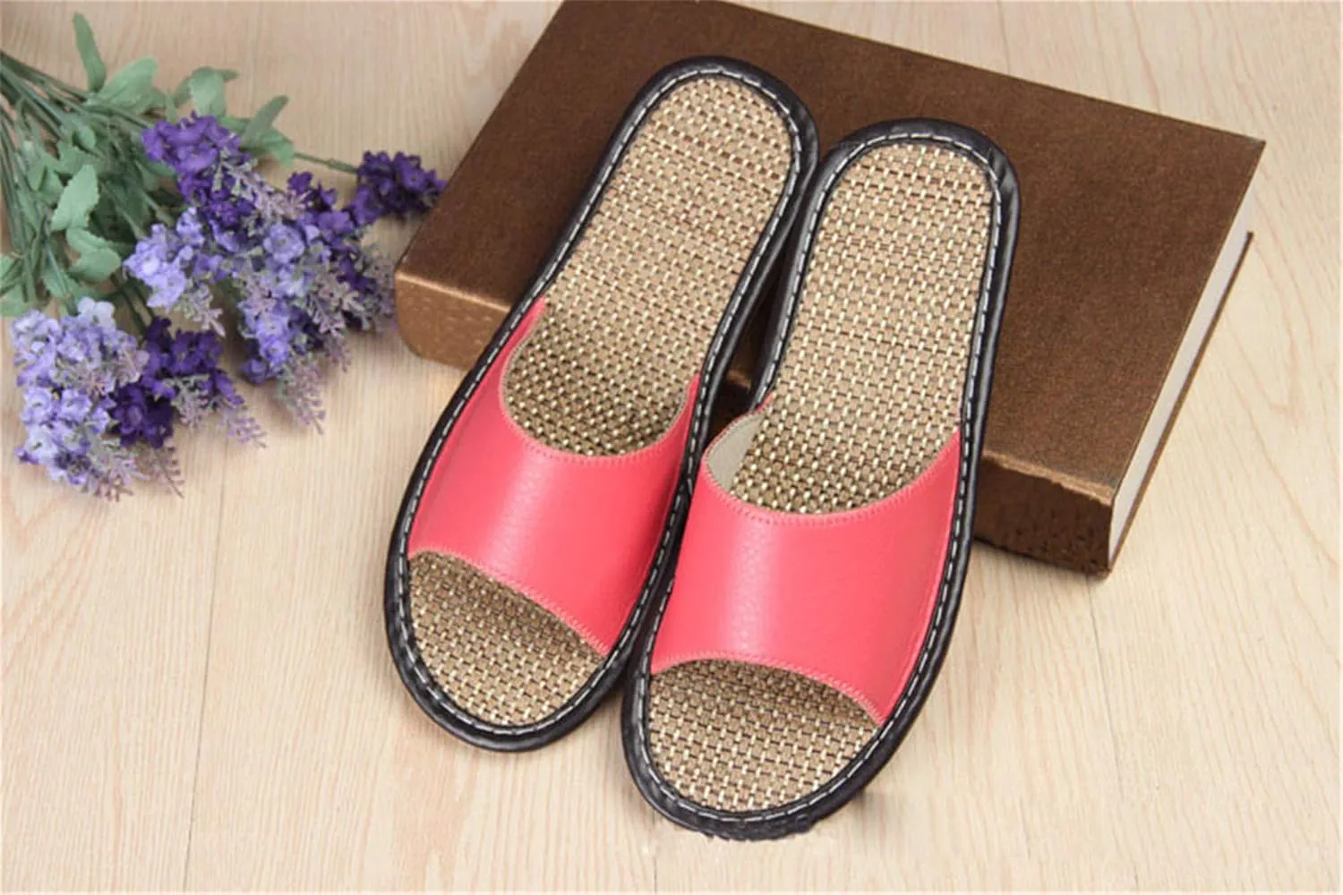 Ladies slippers Summer sandals Straw sandals Indoor slippers Leather slippers