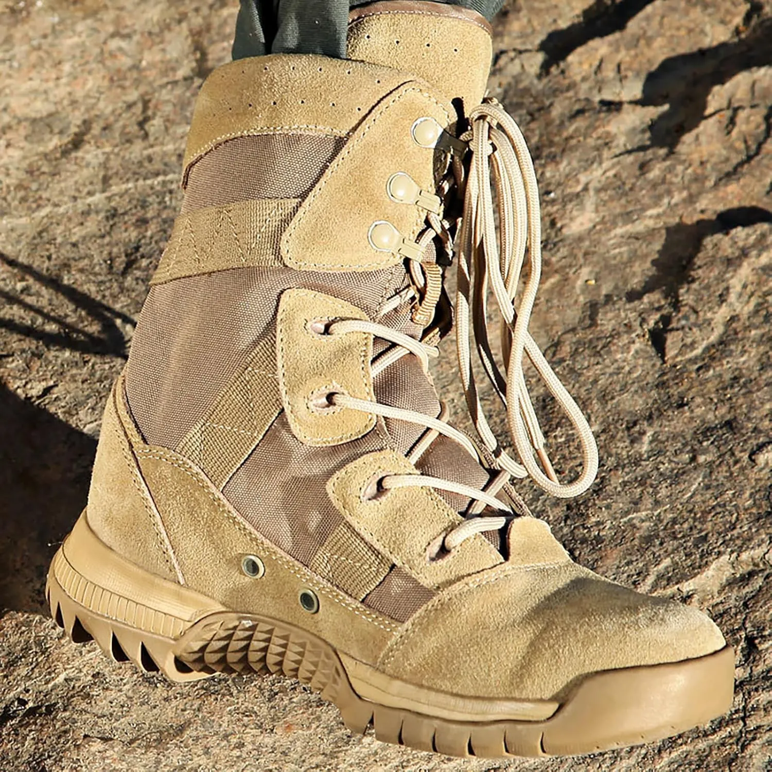 Men Outdoor Walking Boots Camping Lace-up Boots Military Tactical Shoes Combat Boots Trekking Hiking Boot Anti-Skid and Breathable,Sand-46