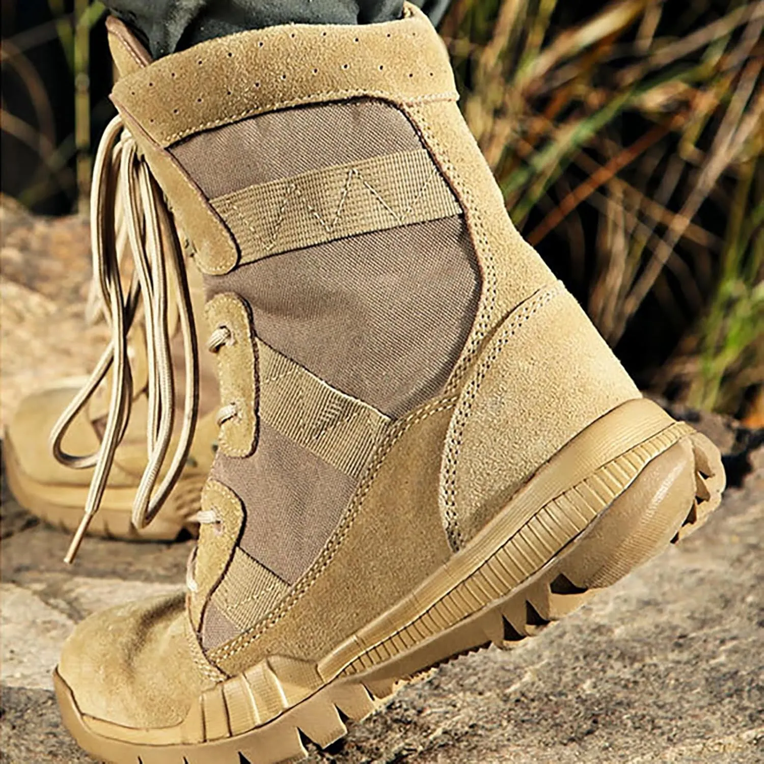 Men Outdoor Walking Boots Camping Lace-up Boots Military Tactical Shoes Combat Boots Trekking Hiking Boot Anti-Skid and Breathable,Sand-46