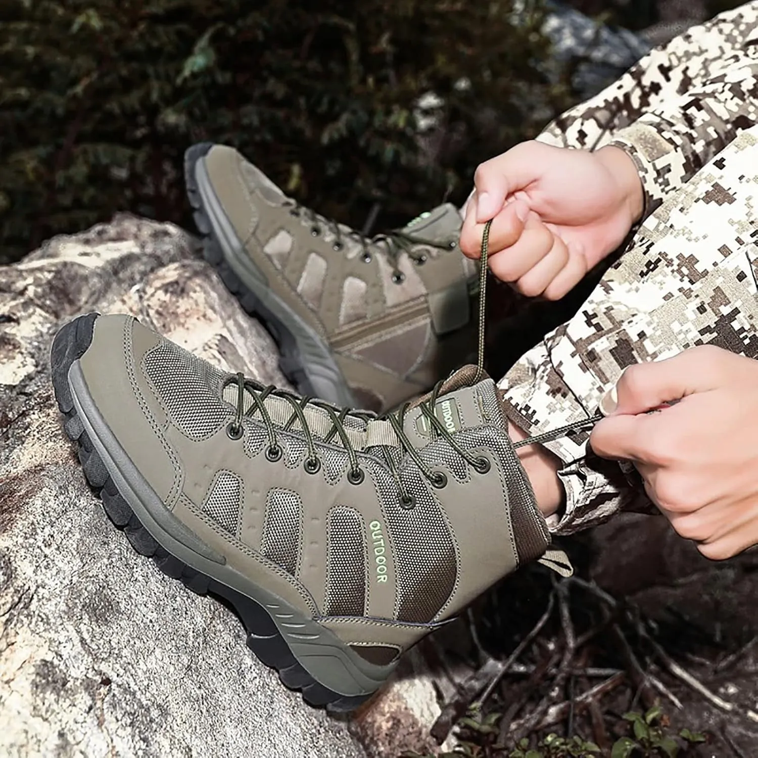 Men's Ultralight Tactical Combat Boots, Outdoor Comfort Breathable and Wear-resistant Lace Up Zipper Military Shoes, for Hiking Waterproof Men's Desert Shoes