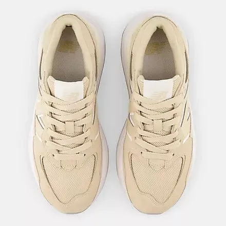 New Balance Women's 5740 Sneakers- Sandstone