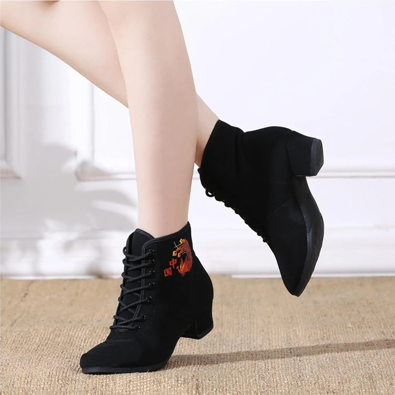 ONAIC Women's Jazz Boots Lace-Up Ballroom Jazz Dance Shoes Salsa Professional Practice 3.5Cm Low Heel Dance Shoes