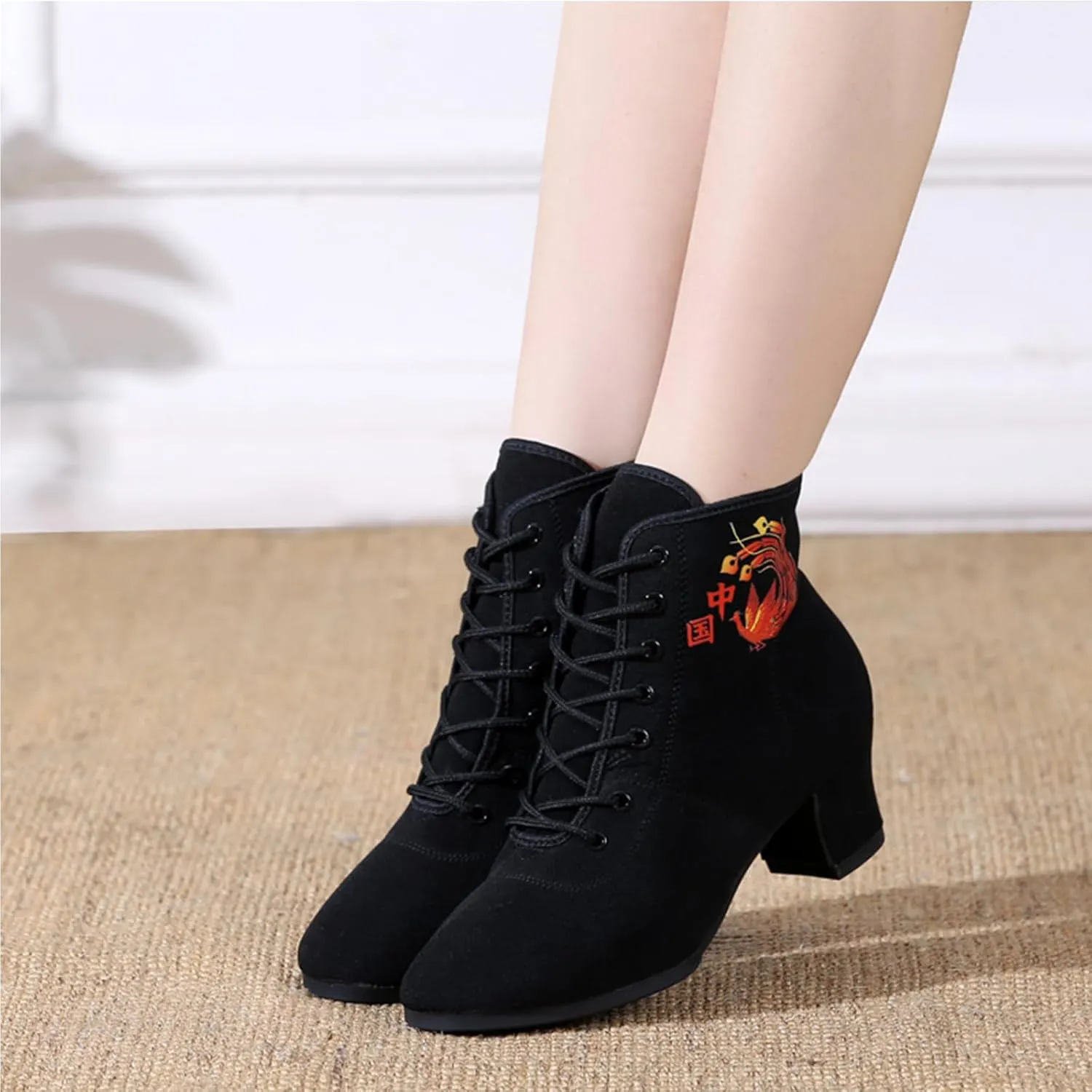 ONAIC Women's Jazz Boots Lace-Up Ballroom Jazz Dance Shoes Salsa Professional Practice 3.5Cm Low Heel Dance Shoes