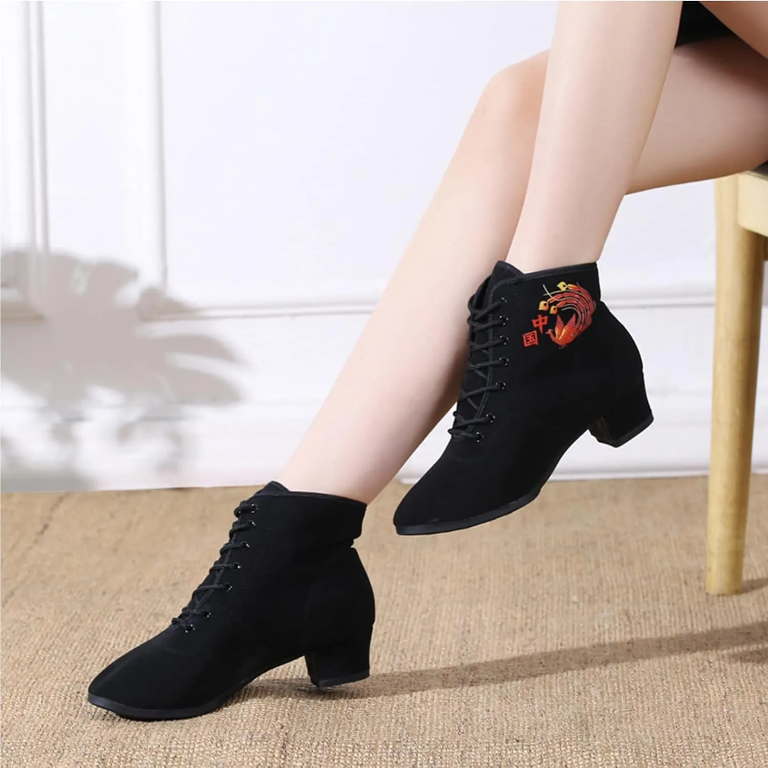 ONAIC Women's Jazz Boots Lace-Up Ballroom Jazz Dance Shoes Salsa Professional Practice 3.5Cm Low Heel Dance Shoes