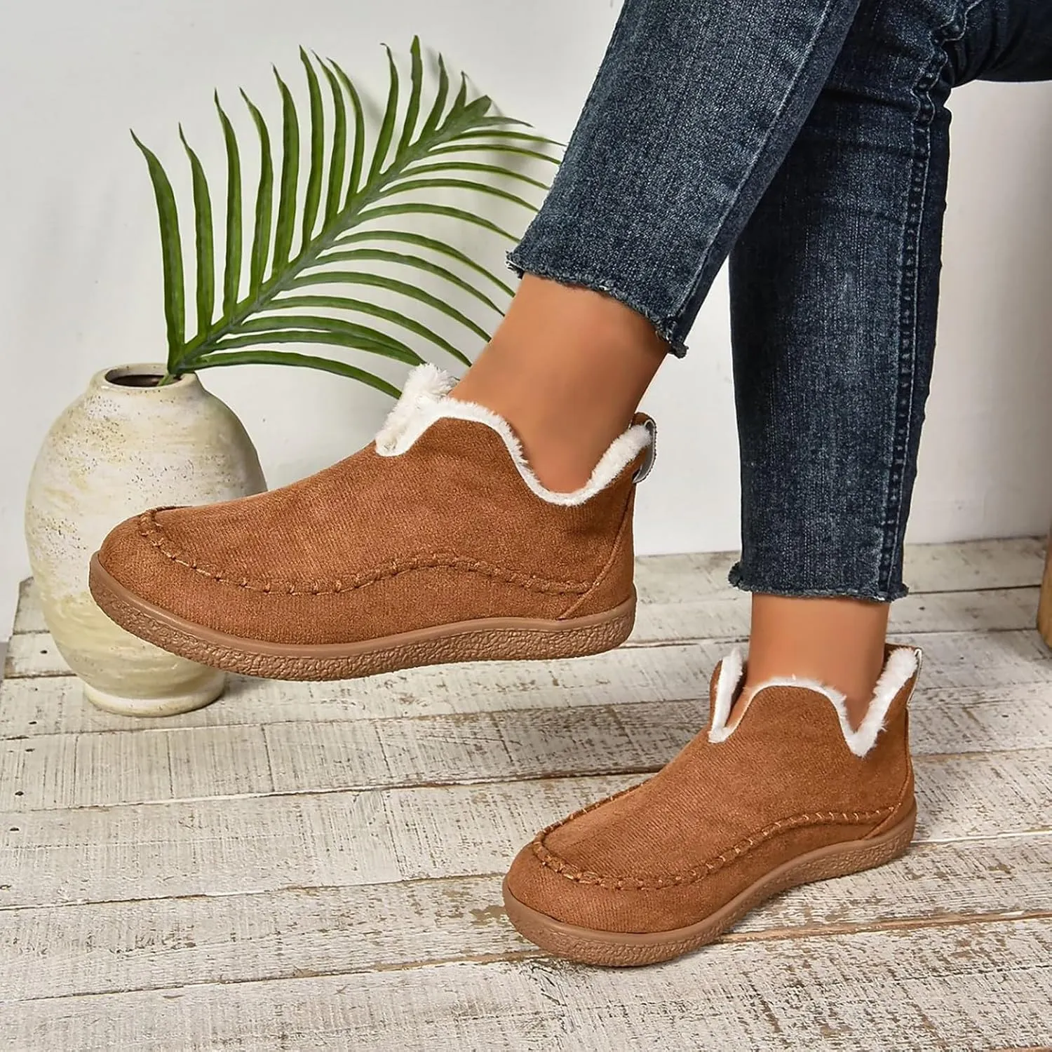 Snow Boots for Women Wide Width Warm Cotton Shoes Border Plush Lined Flat Wide Calf Snow Boots for Women