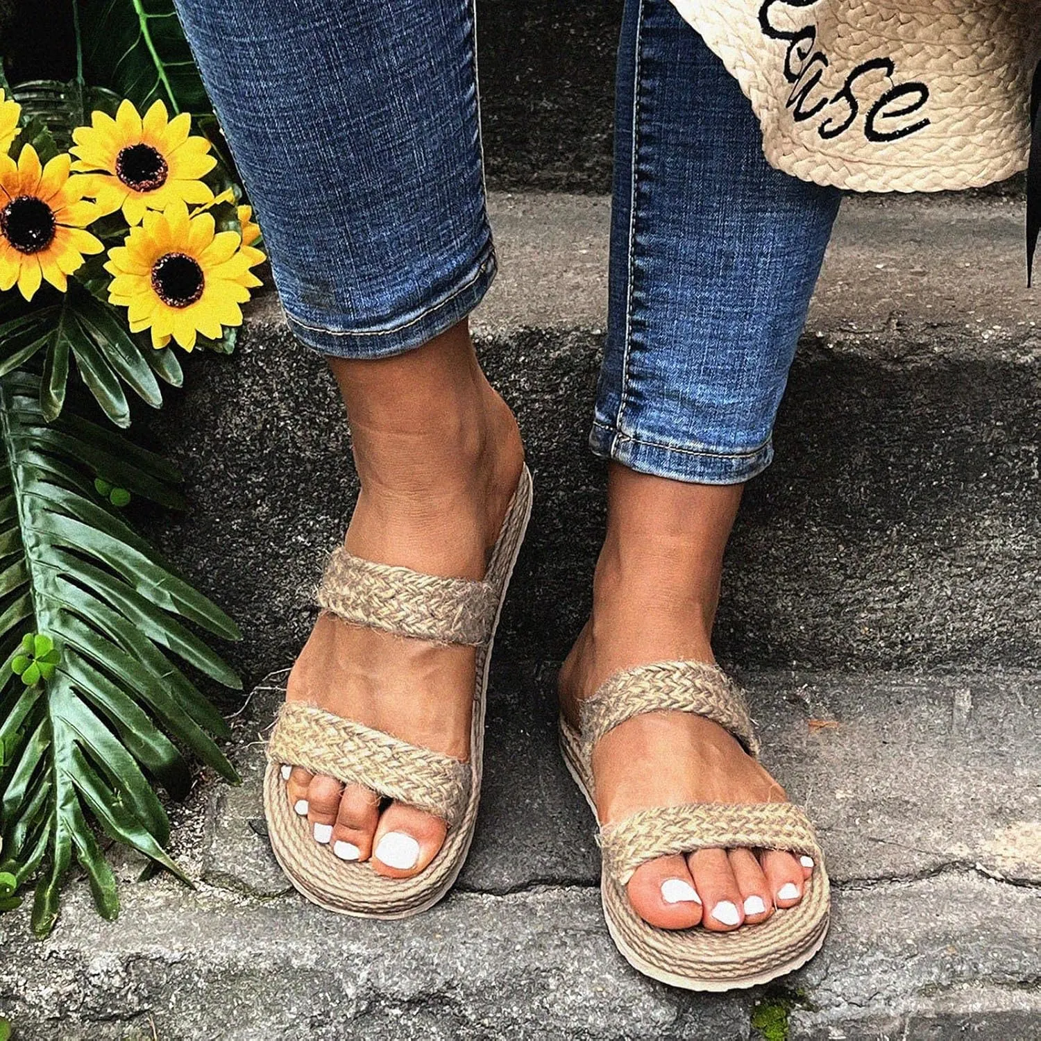 Women Girls Linen Slippers Flat Shoes Straw Bottom Slippers Sandals Beach Casual Women's Comfort Shoes