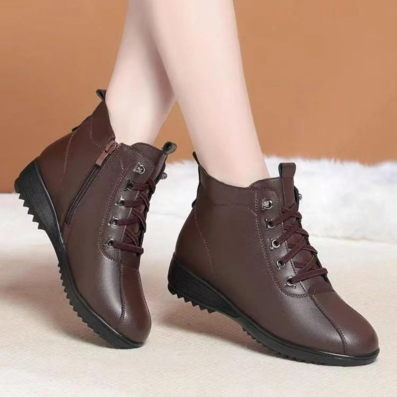 Womens Waterproof Hiking Boots Outdoor Plush Lined Winter Boots for Women Ankle Boots Snow Boots with Side Zipper
